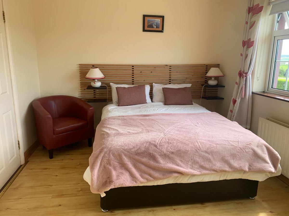 Brownes Bed & Breakfast Emlagh East Dış mekan fotoğraf