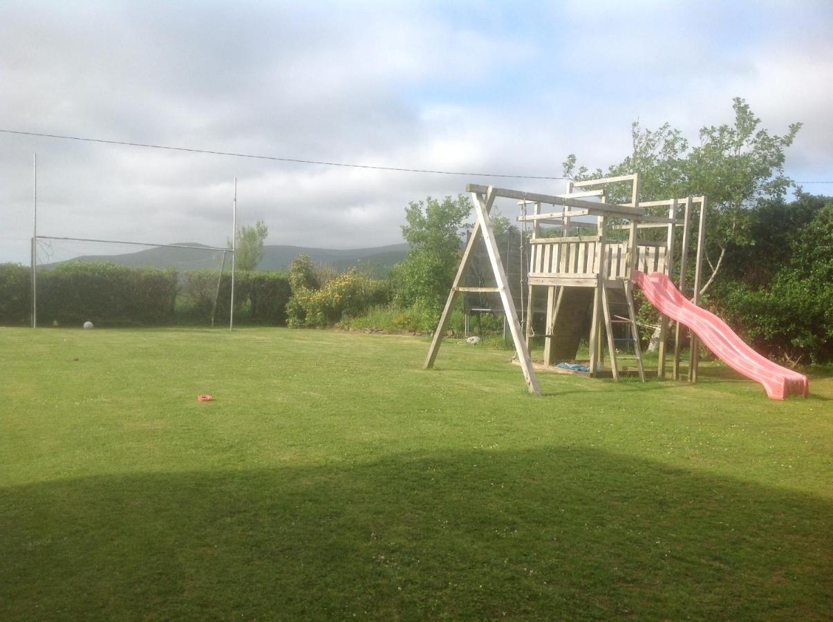 Brownes Bed & Breakfast Emlagh East Dış mekan fotoğraf